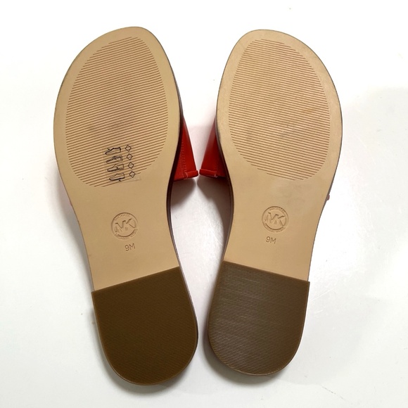 NWOB MICHAEL KORS Quilted Slide Sandal Signature Logo Orange Red PU - Picture 11 of 11
